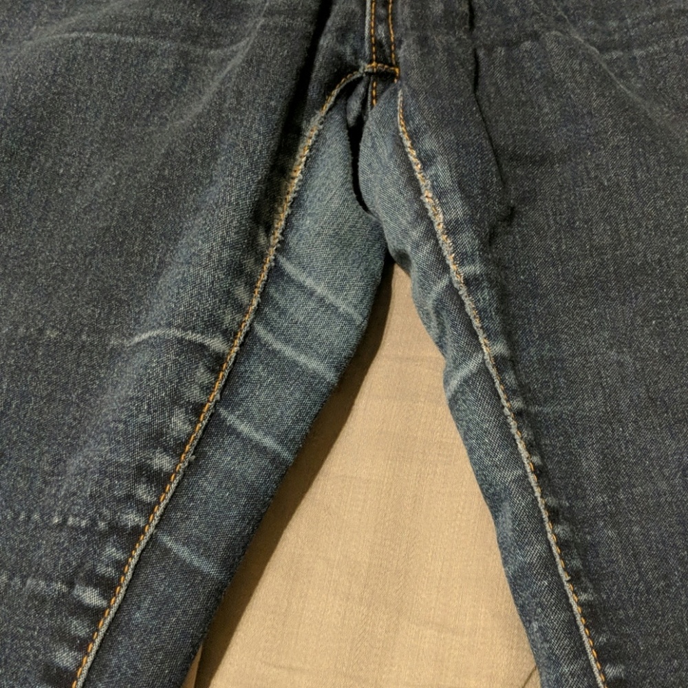 Jeans - Picture 2 of 4